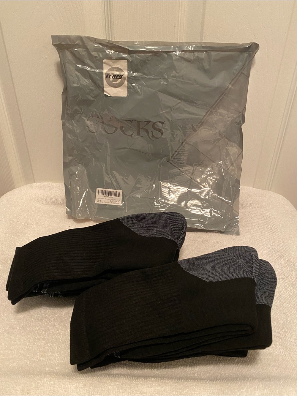 Ecoey 8 pack Black & Gray Men's Work Boot Crew Socks …size (10-13)